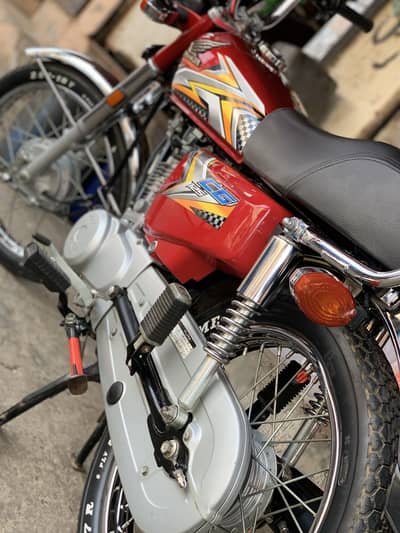 Honda 125 for sale full new condion hai 2025 mo nmbr bi lga howa hai