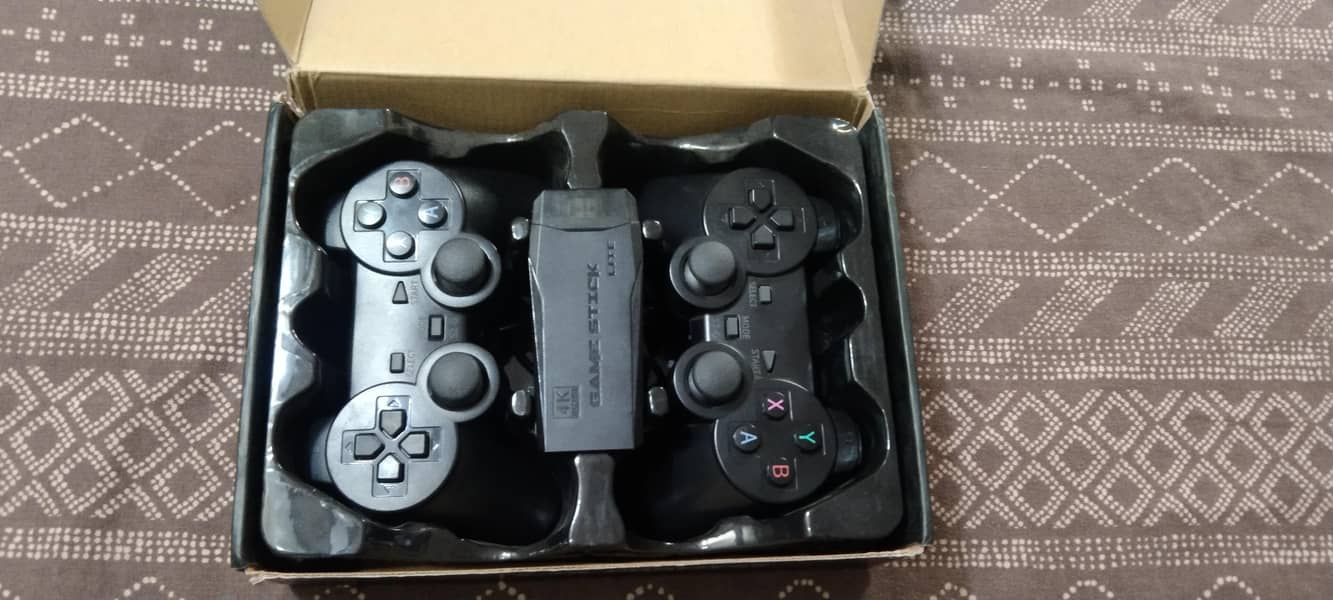 2.4G wireless controller gamepad 1