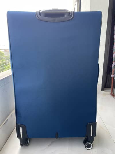 Large 33” Travel Suitcase | 4 Wheel Spinner | New imported