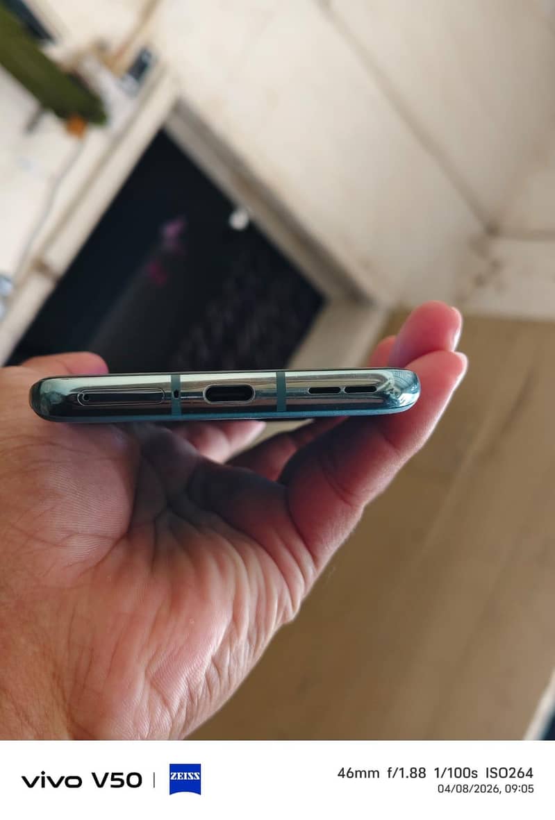 One Plus 10 Pro 3