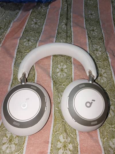 Anker Soundcore space one pro