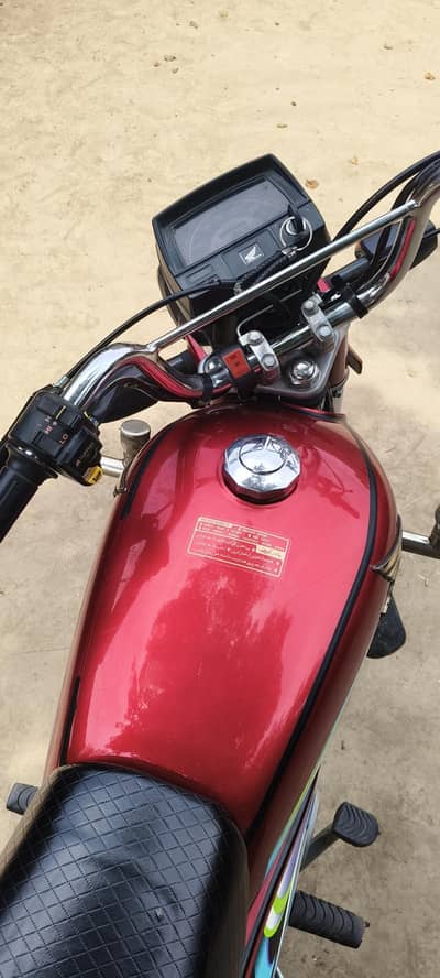 Honda cd 70 for sale 10by 8 candition