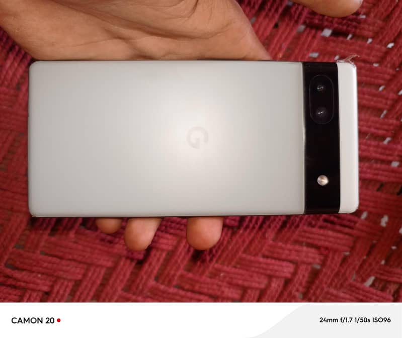 Google Pixel 6a 1