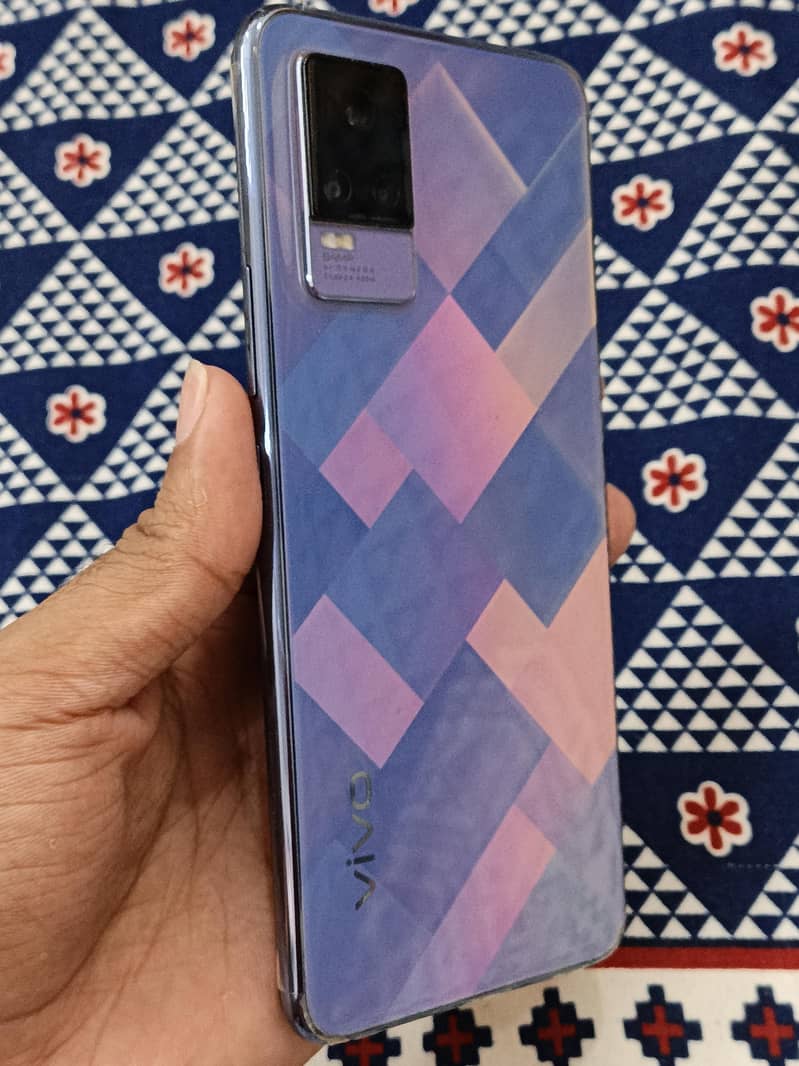 Vivo V21e 4