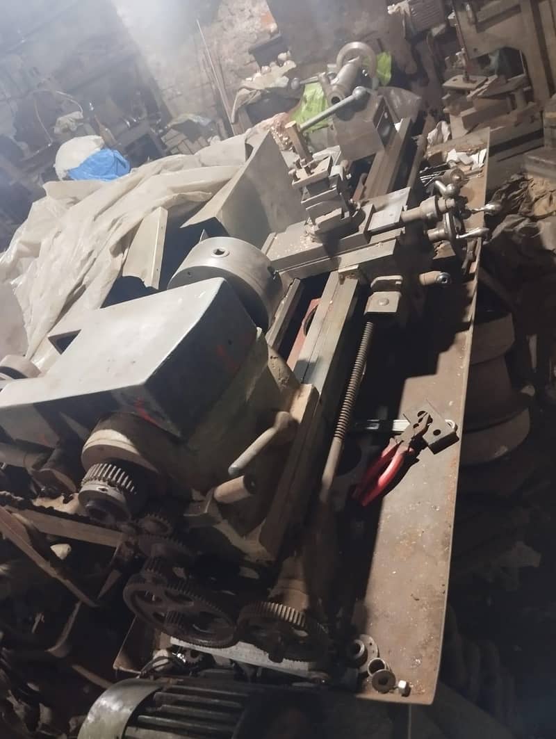 lathe machine 4