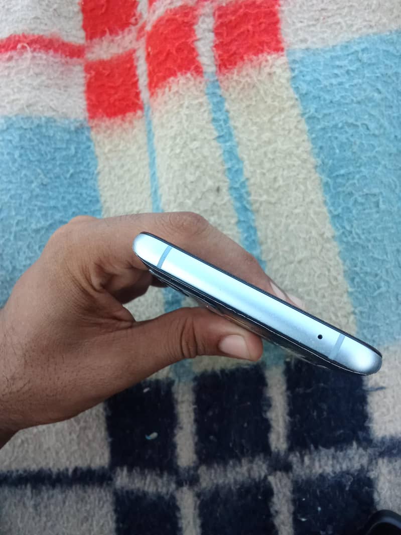 One Plus 9R 2