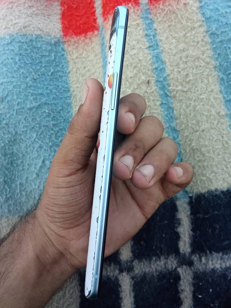One Plus 9R 4