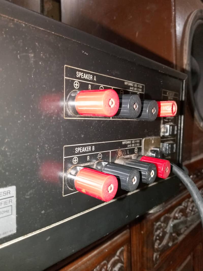 Stereo integrated Amplifier 15