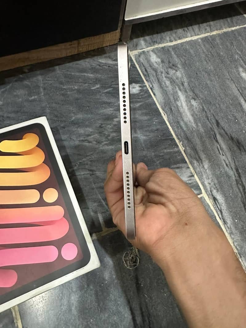iPad mini ( 6th generation) 7