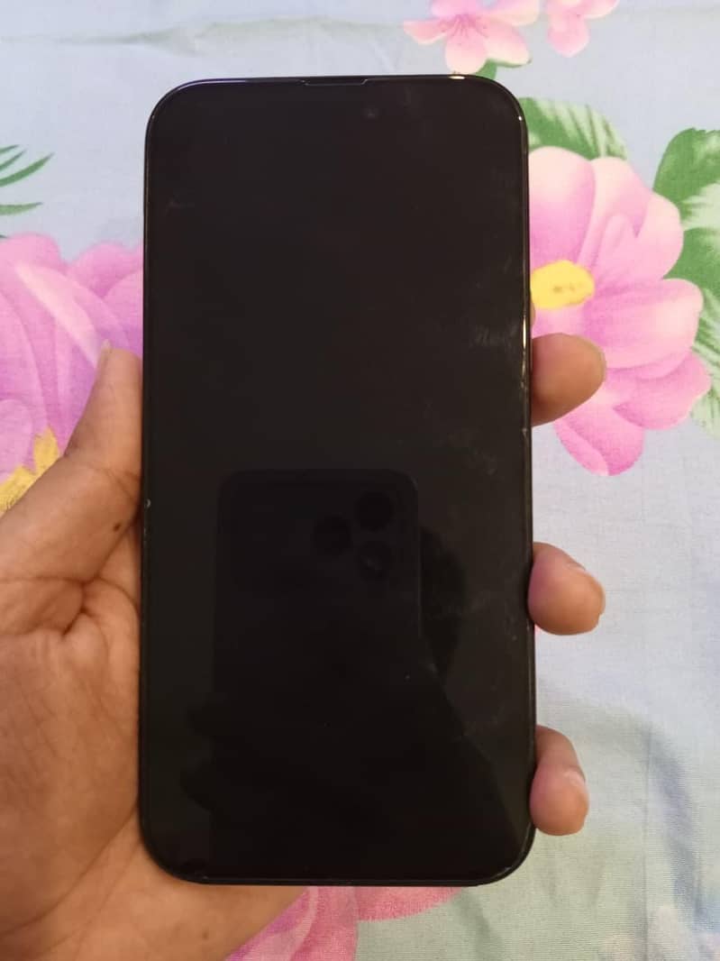 Apple iPhone 15 plus 6