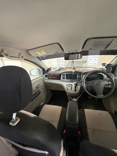 Daihatsu Mira 2012