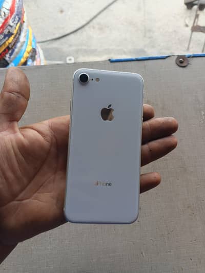 Apple iPhone 8
