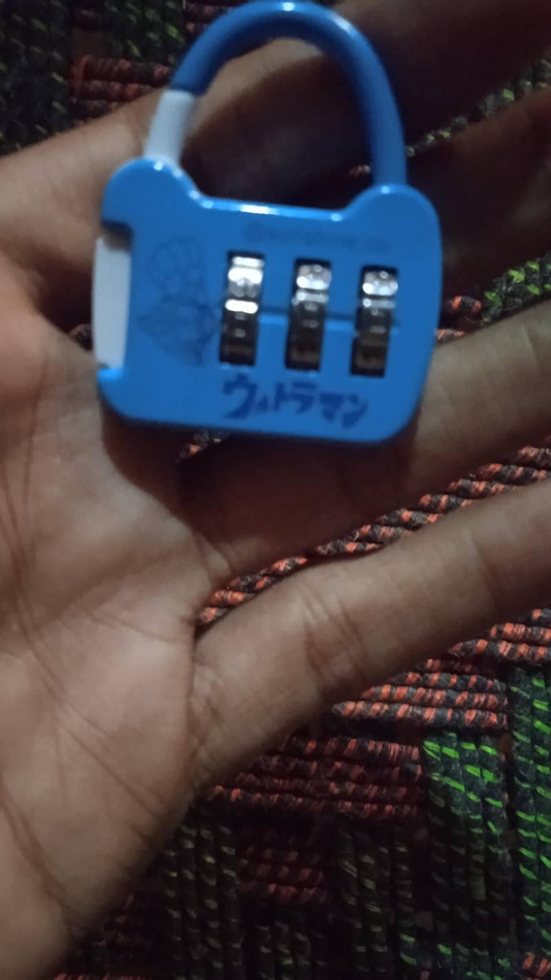 mini lock 1