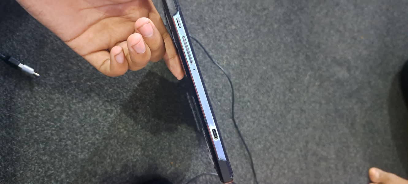 Apple iPhone XS Max 2