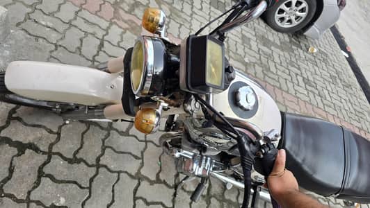 Honda CD 200 Roadmaster 1982 classic twin cylinder