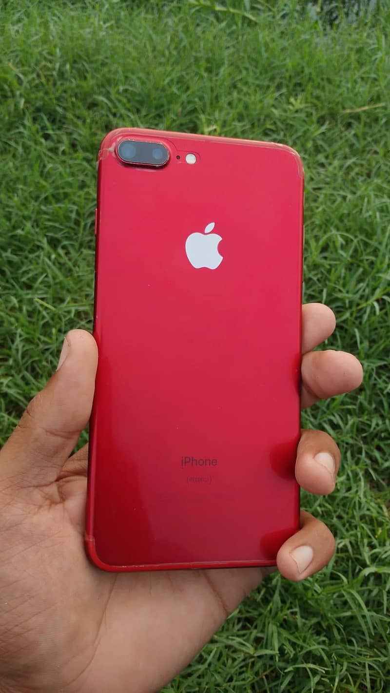 Apple iPhone 7 Plus 1