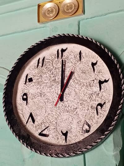 moon clock