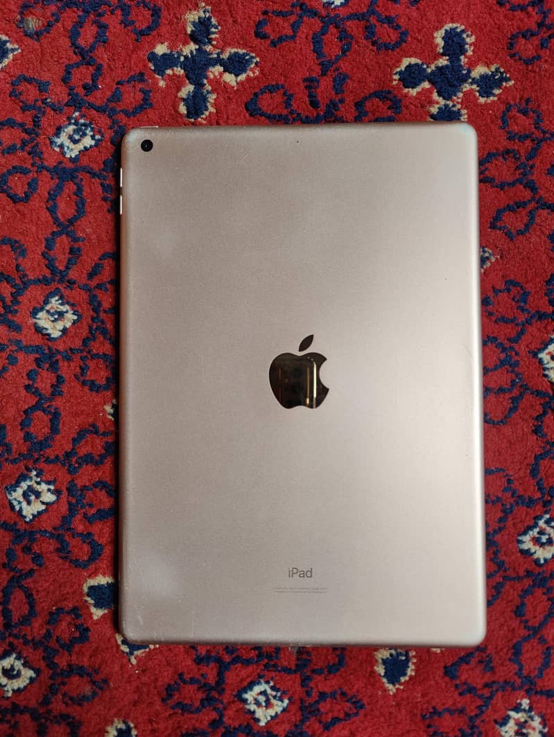 ipad 8generation 32GB 0