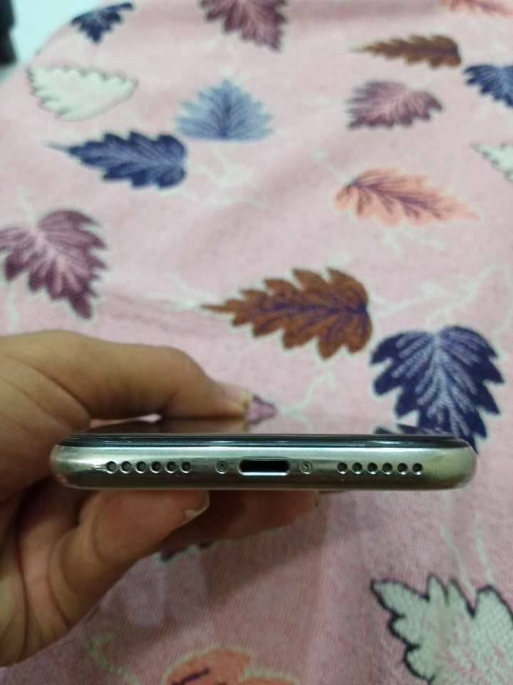 Apple iPhone X 7