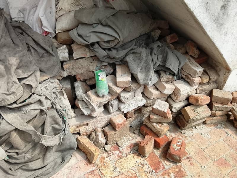 brick 4
