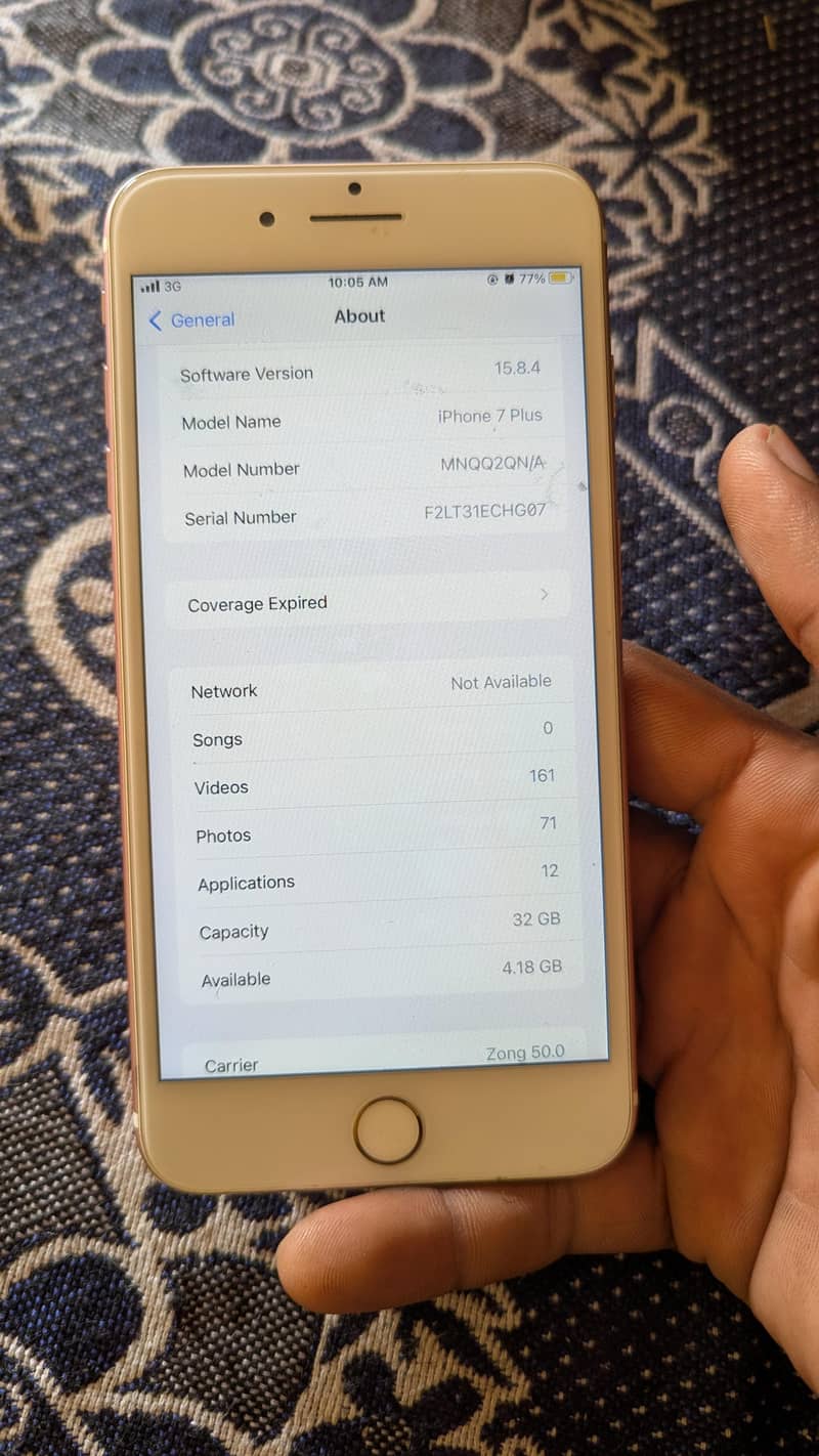 Apple iPhone 7+ 1