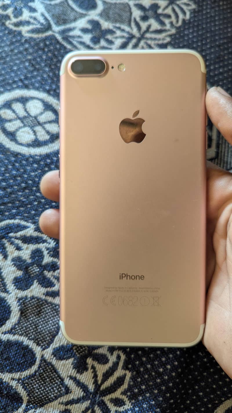 Apple iPhone 7+ 6