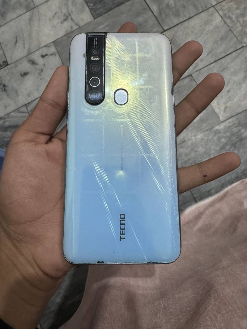 Tecno CAMON 15 Pro 0