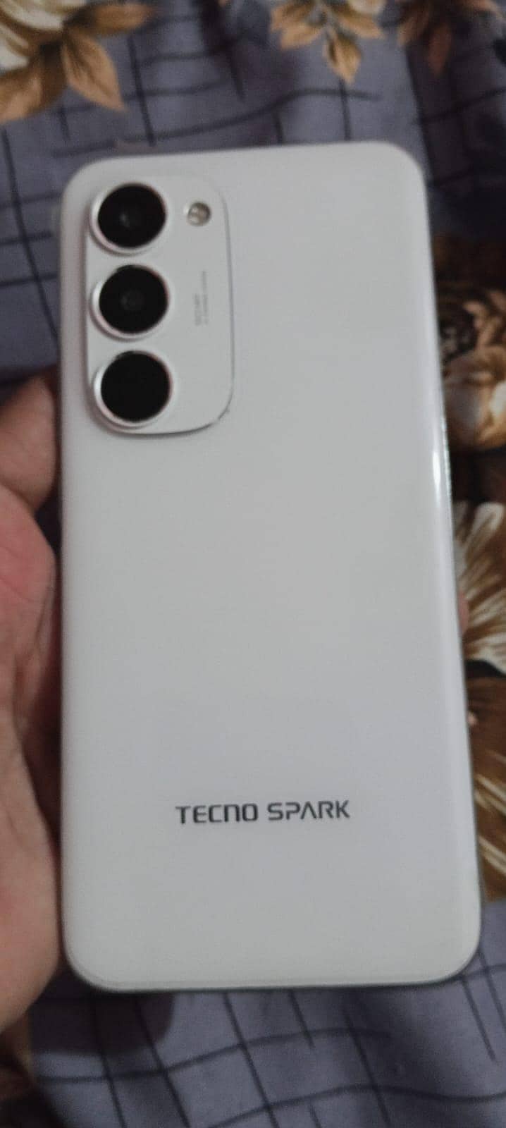 Tecno Spark 40pro plus 0