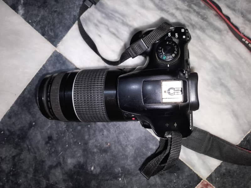 Canon EOS 1300D 1