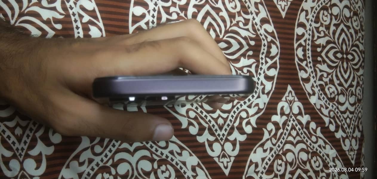 OPPO A6c 1