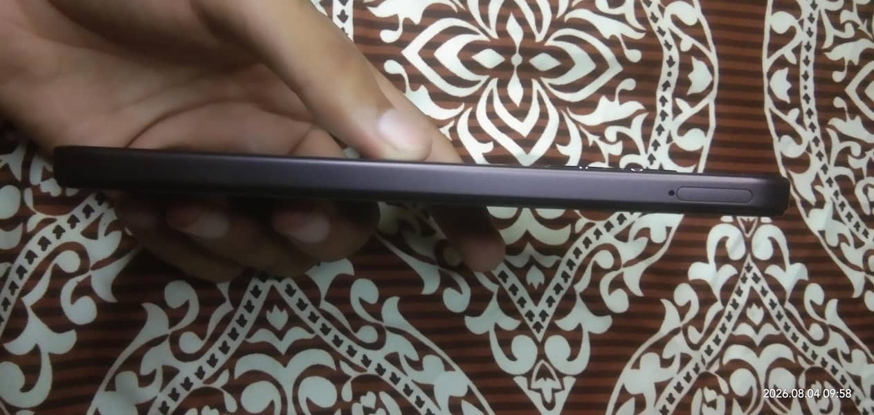 OPPO A6c 4
