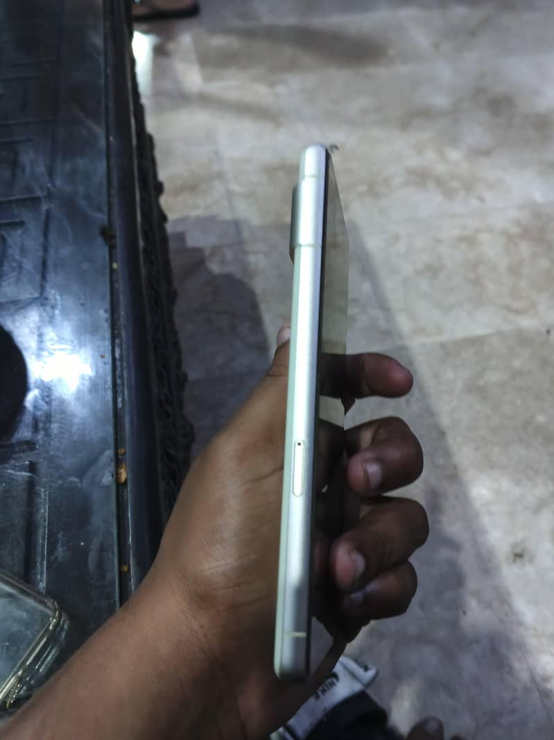 Google Pixel 7 3