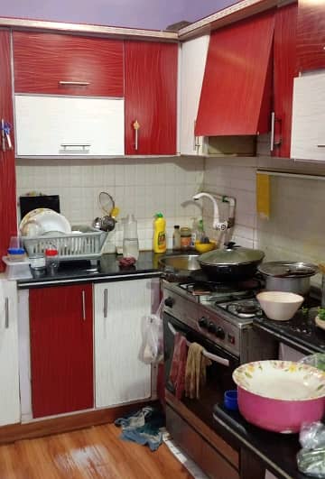 Prime Location Flat For Grabs In 600 Square Feet Karachi