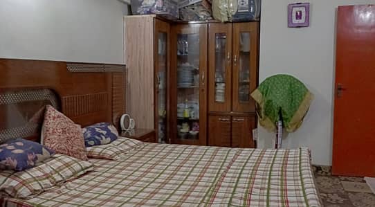 West Opened 2 Bed Dd Flat In Block-13 Nearby Habib University