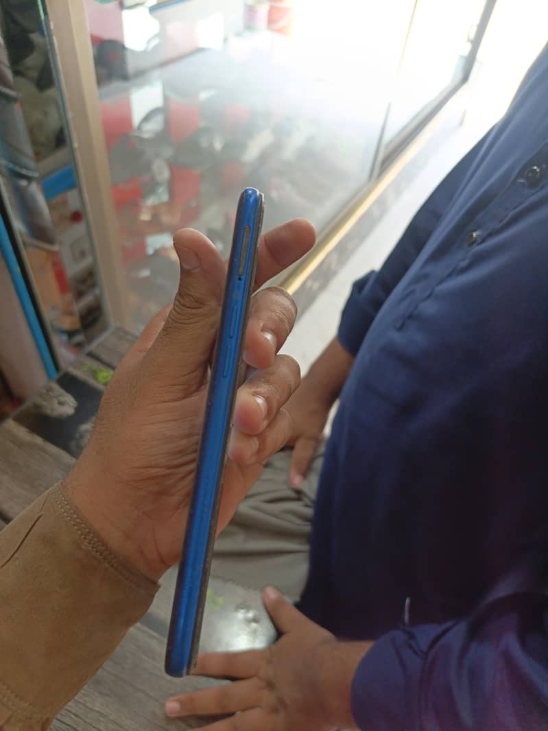 OPPO A5s 3