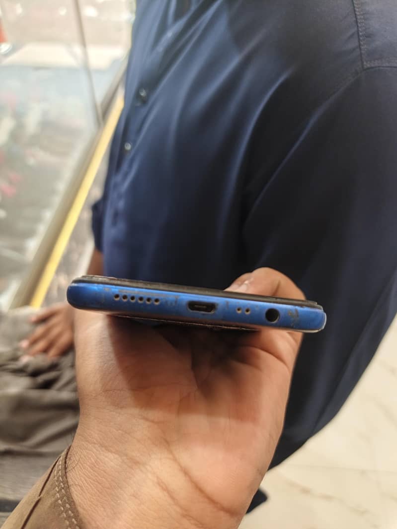 OPPO A5s 4