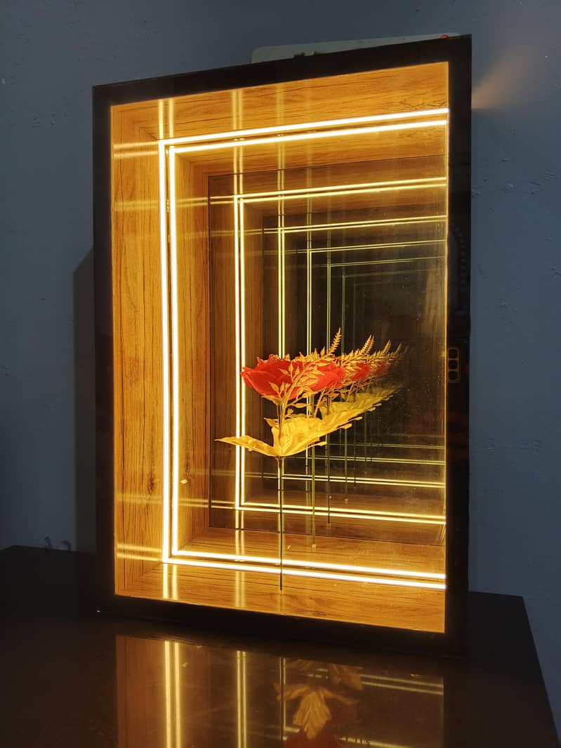 Infinity illusion wall frame 0