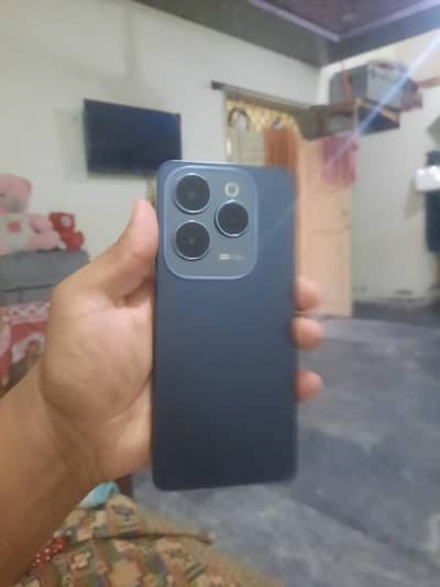 Infinix Hot 40 Pro