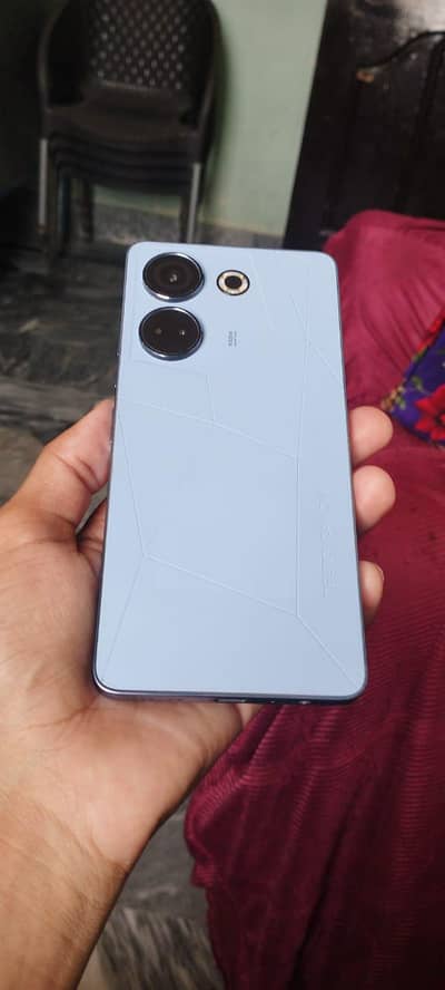 Tecno CAMON 20