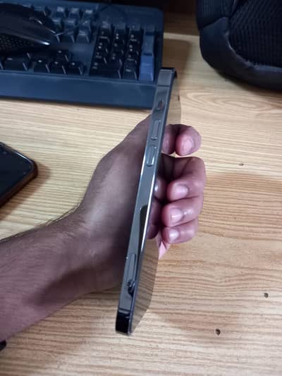 Apple iPhone 12 Pro