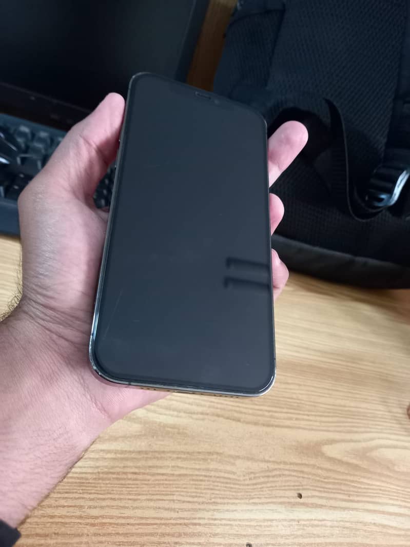 Apple iPhone 12 Pro 1