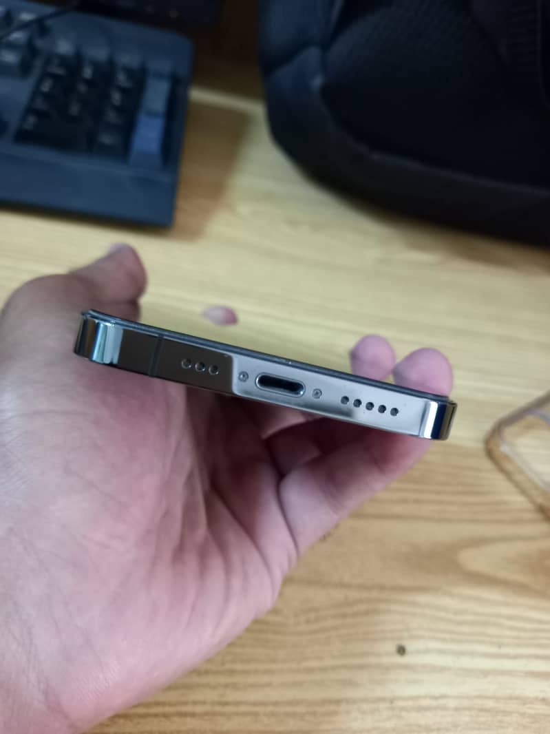 Apple iPhone 12 Pro 3