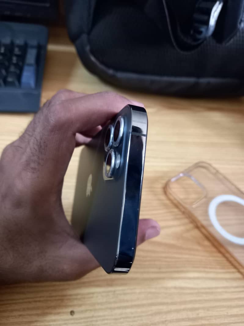Apple iPhone 12 Pro 5