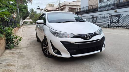 Toyota Yaris 1.3 Ativ CVT 2020 Automatic 03279676362