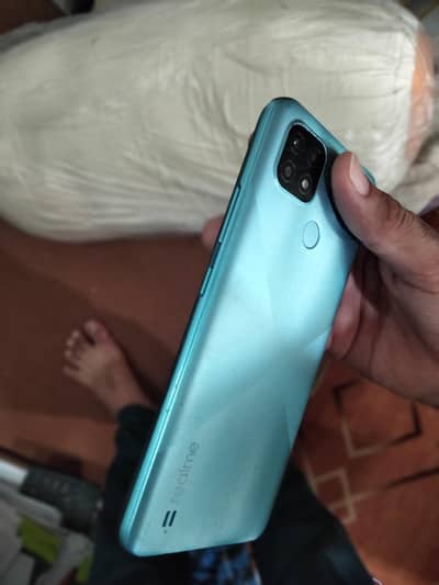 Realme C21