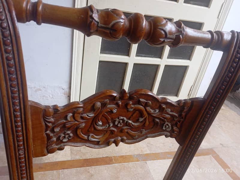 dining table /dining chairs /table/chairs 4
