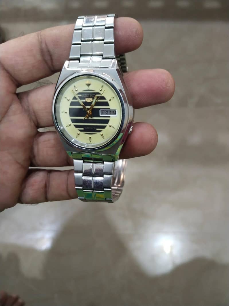 watch 0