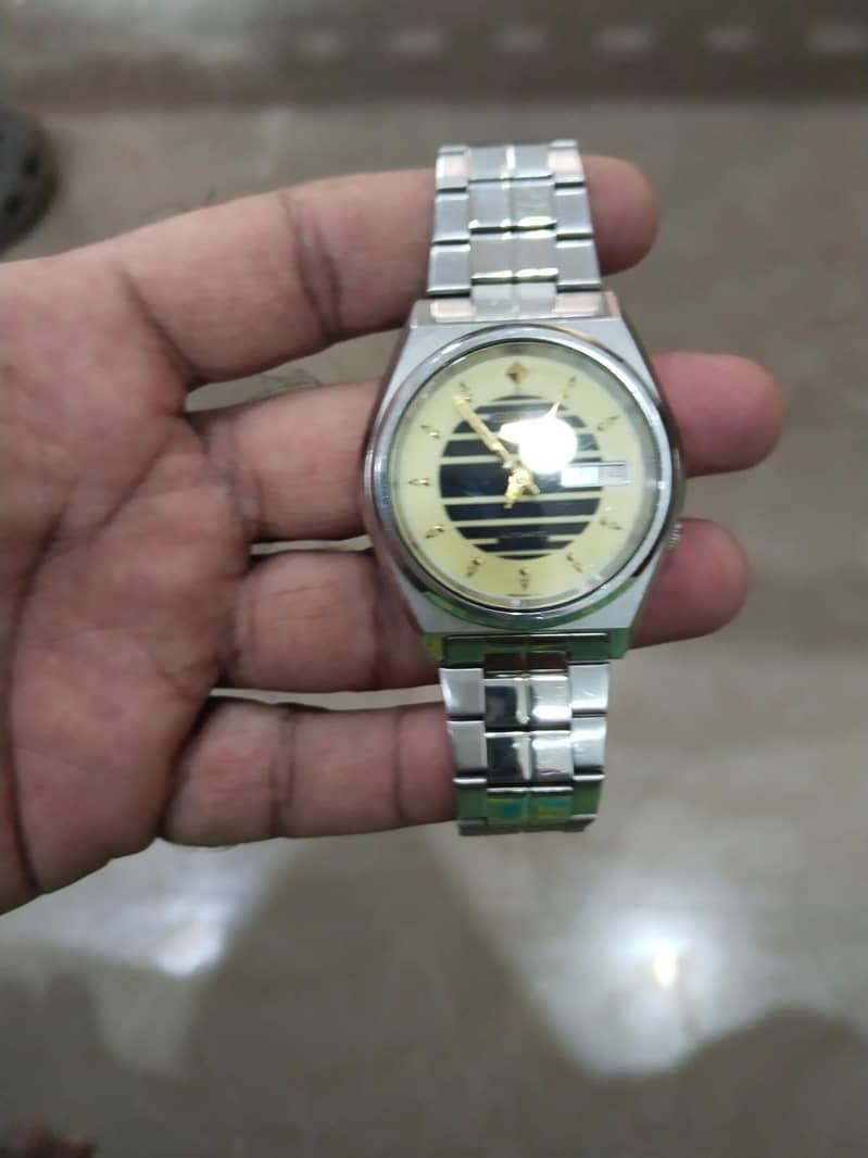 watch 1