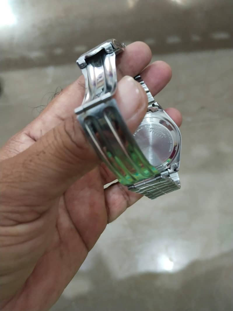watch 3