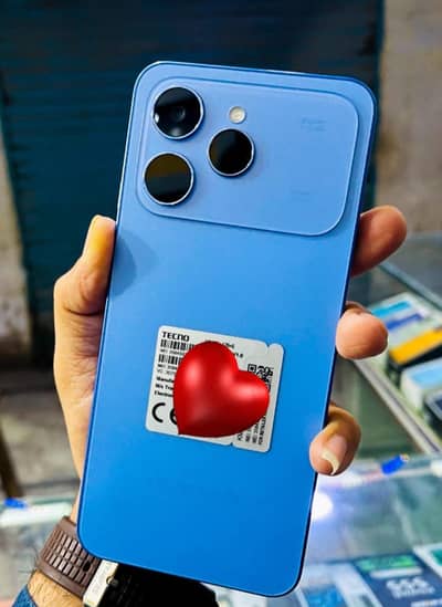 Tecno SPARK 40 6Gb Ram 128Gb Memory